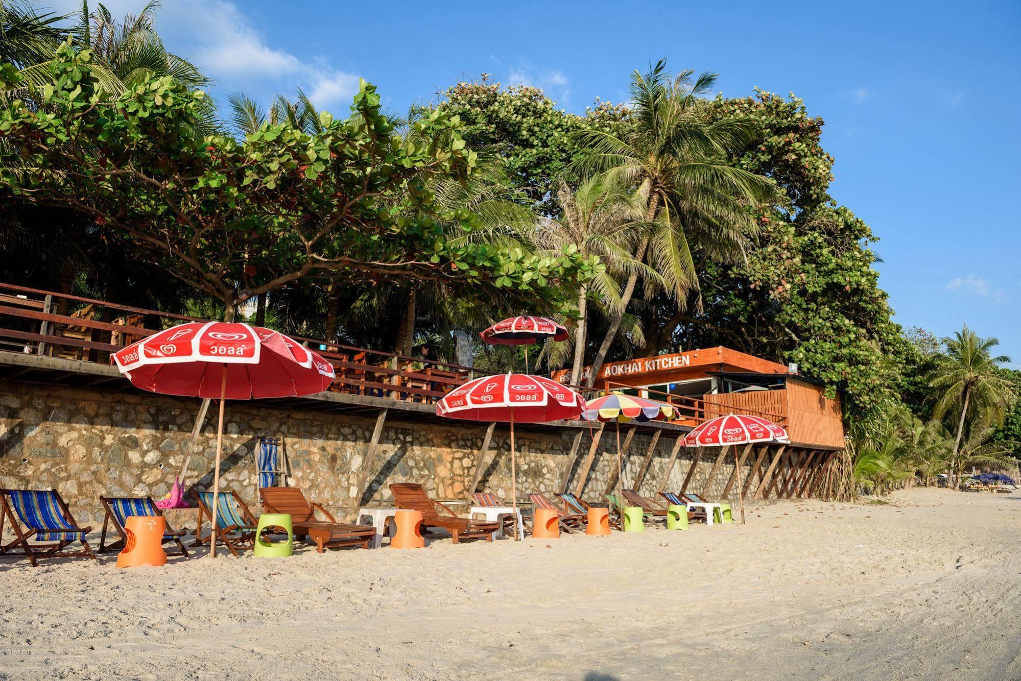 Baansuan Aokhai Beach Resort Mae Phim Exterior foto